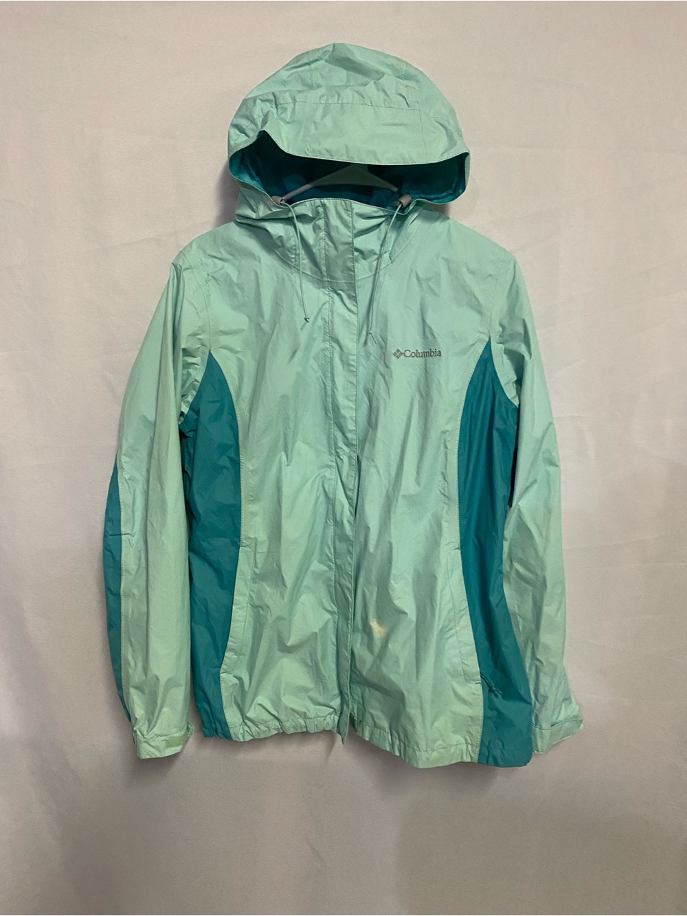 Columbia Woman’s Mint and Teal Hooded Raincoat